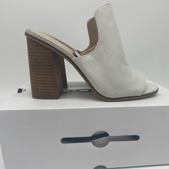 Aldo Legossa Leather Block Heel Mules - Picture 6 of 11